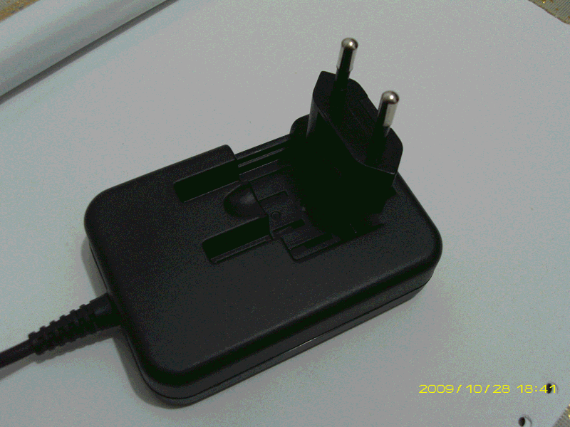 我做了一个充电器输出的交流电是十三点七伏,